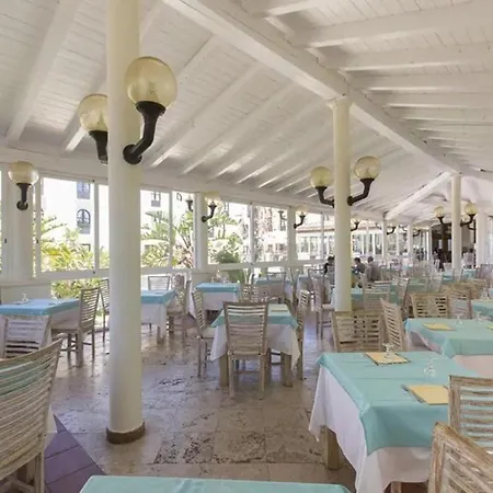 Hotel Smy Sighientu Thalasso & Quartu SantʼElena