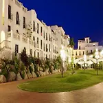 Smy Sighientu Thalasso & 4* 콰르투 산텔레나