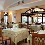Smy Sighientu Thalasso & 4* クアルトゥ・サンテーレナ